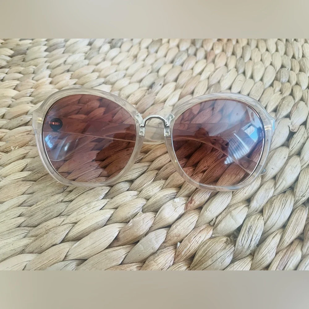 Tory Burch Transparent Sunglasses - Picture 2 of 7